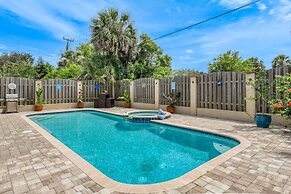 Dolphin Bay Apartment