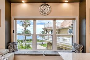Dolphin Bay Apartment