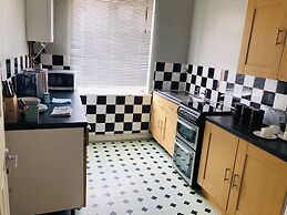 Lovely 3-bed Charming Apartment in Portsmouth