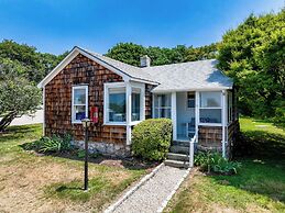 Marina Bay Cottages