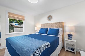Marina Bay Cottages