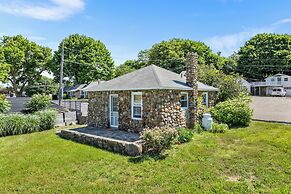Marina Bay Cottages