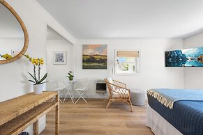 Marina Bay Cottages