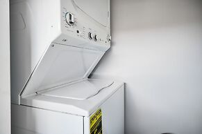 4 to 23 Guests GameRoom 2 Kitchens BAR BBQ