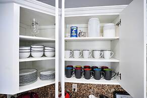 4 to 23 Guests GameRoom 2 Kitchens BAR BBQ