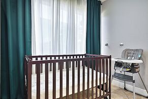 4 to 23 Guests GameRoom 2 Kitchens BAR BBQ