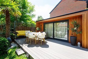 Riverside Haven in London