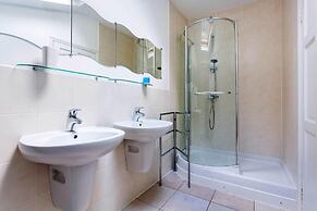 Riverside Haven in London