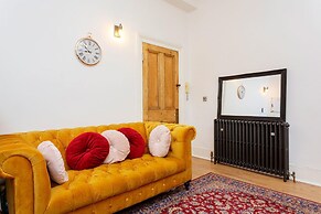 Amber Glow in London