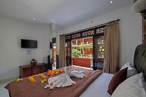 Hotel Lumbung Sari Legian