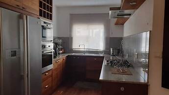 Sunset Boulevard Beachfront Apartment