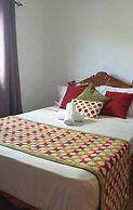 Sunset Boulevard Beachfront Apartment