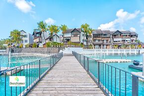 Sunset Boulevard Beachfront Apartment