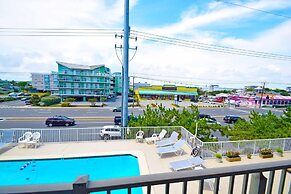 Jada 2b 1 Bedroom Condo by RedAwning