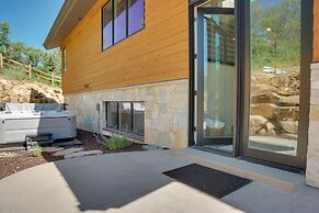 Sun Ridge Retreat 5 Bedroom Home by RedAwning