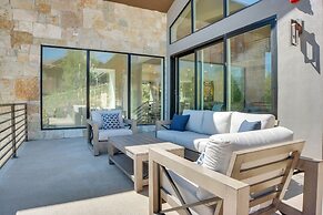 Sun Ridge Retreat 5 Bedroom Home by RedAwning