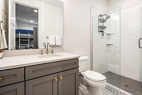 Desert Brooke Villa 6 Bedroom Townhouse