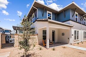 Desert Brooke 5 Bedroom Townhouse