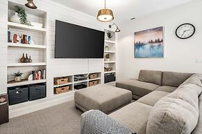 Desert Brooke 5 Bedroom Townhouse