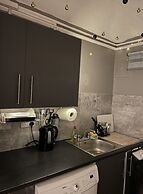 Exclusive Apartment Near the Tube
