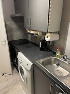 Exclusive Apartment Near the Tube