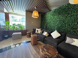 Modern Apartment By Yeah