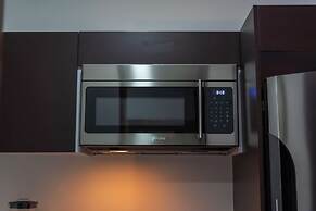 Modern Apartment By Yeah