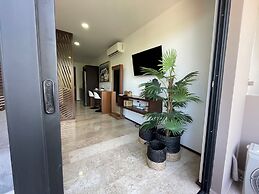 Modern Apartment By Yeah