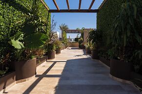 Modern Apartment By Yeah