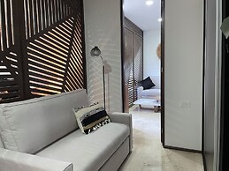 Modern Apartment By Yeah