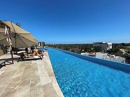 Modern Apartment By Yeah