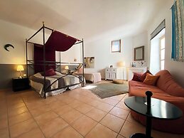 Orangerie de Cardet B&B