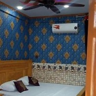 Royal Crown Hotel and Restaurant