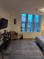 Charming 1-bed Studio in Preston