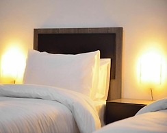 Petra Cloud 1977 - Wadi Mousa