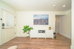 West Van Serene Retreat Near Downtown