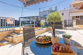 Thrapsano House for up to 8 Persons, Near Iraklion