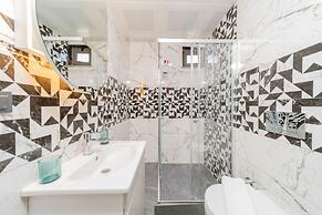 Flat w Pool and Balcony 10 min to Beach in Serik