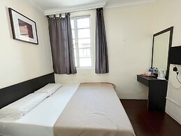 Amrise Hotel