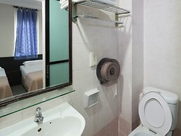 Amrise Hotel