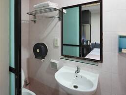 Amrise Hotel