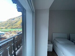 SnowLake Suite & Apartments