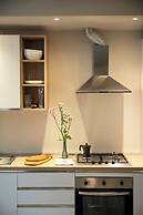 SnowLake Suite & Apartments