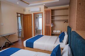 Majestic Lakefront Hotel & Suites