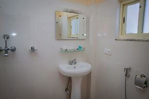 Majestic Lakefront Hotel & Suites