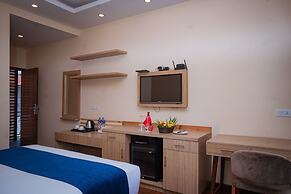 Majestic Lakefront Hotel & Suites