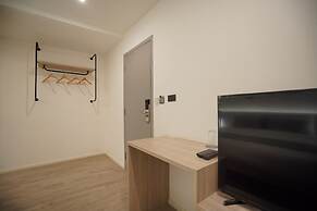 E11 Hotel - BTS Punnawithi