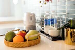 Crescendo Studio & Cafe