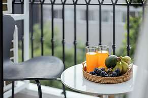 Crescendo Studio & Cafe