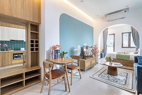 Crescendo Studio & Cafe